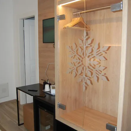 Mirandolina Rocca di Cambio