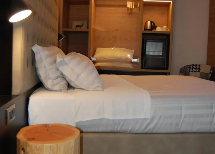 Mirandolina Рокка-ди-Камбио